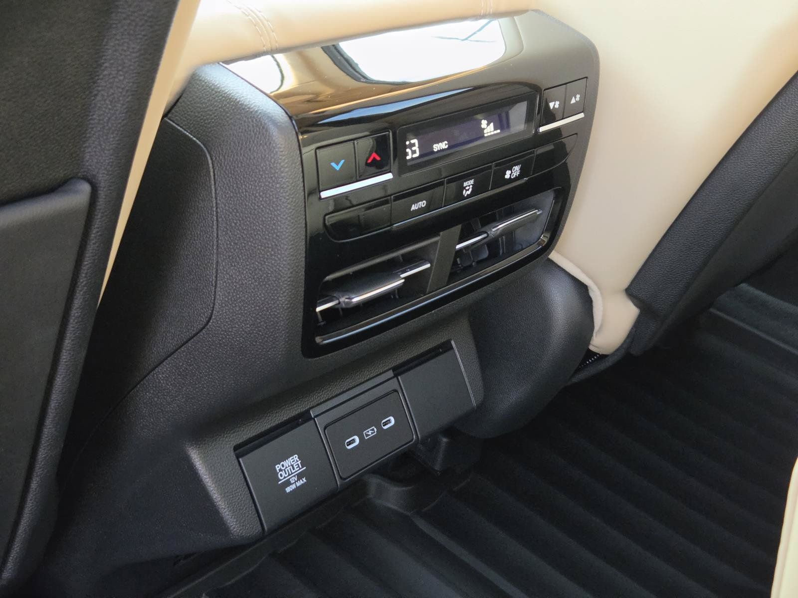 Used 2026 Acura MDX w/ Technology Package FWD image 13