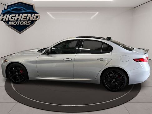 Used 2020 Alfa Romeo Giulia Ti w/ Nero Edizione RWD image 3