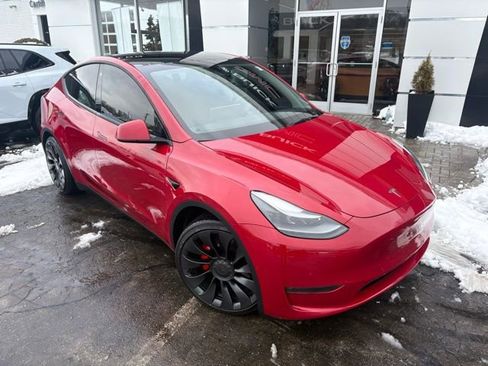 Used 2022 Tesla Model Y Performance image 5