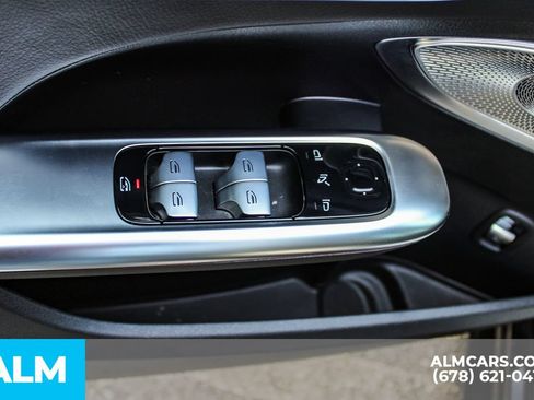 Used 2025 Mercedes-Benz C 300 Sedan w/ AMG Line w/ Night Package image 37