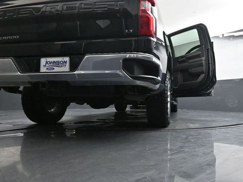 Used 2023 Chevrolet Silverado 1500 LT image 39