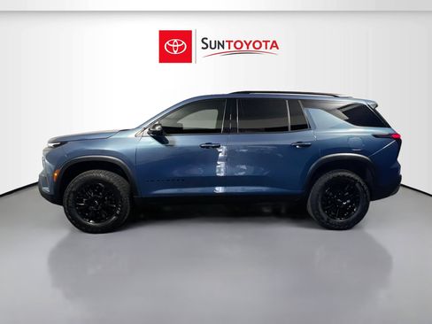 Used 2025 Chevrolet Traverse Z71 w/ Enhanced Driving Package AWD/4WD image 7