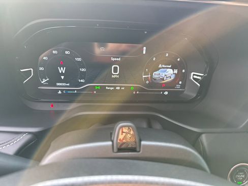 Used 2023 GMC Yukon Denali Ultimate image 19