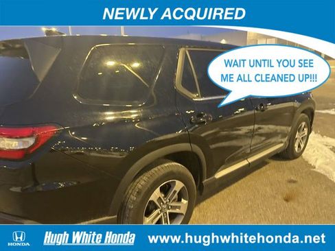 Used 2023 Honda Pilot EX-L image 4