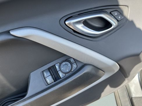 Used 2023 Chevrolet Camaro LT RWD image 15