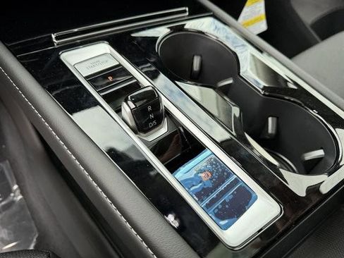 New 2026 Volkswagen Atlas SE image 27