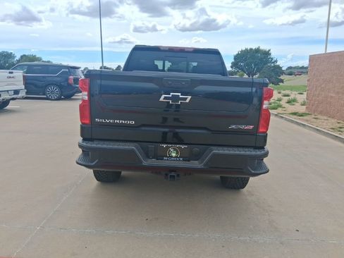 Used 2026 Chevrolet Silverado 1500 ZR2 AWD/4WD image 4