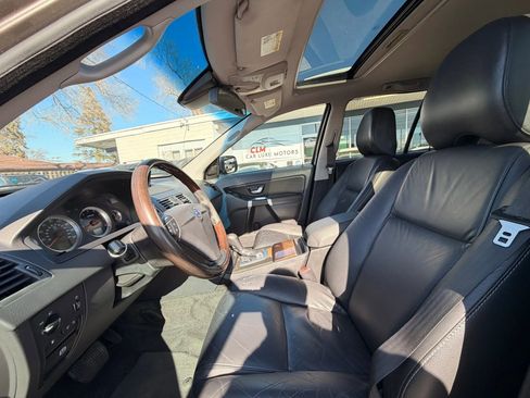 Used 2011 Volvo XC90 3.2 image 8