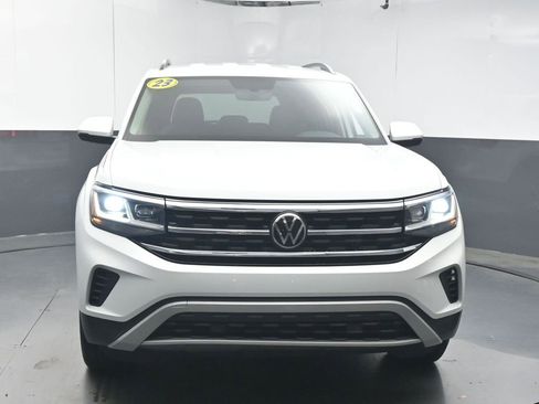Certified 2023 Volkswagen Atlas SE image 3