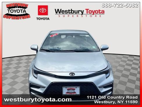 Certified 2026 Toyota Corolla SE FWD image 3