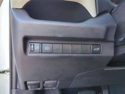 Certified 2025 Toyota RAV4 XLE Premium FWD image 18