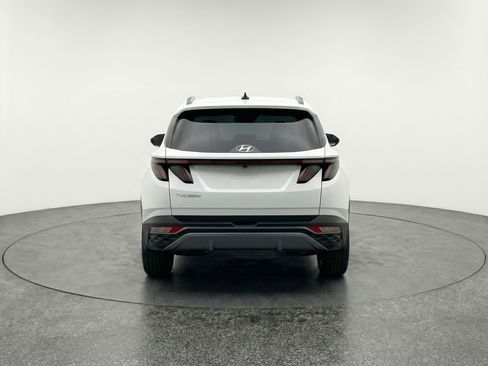 Used 2025 Hyundai Tucson SEL AWD/4WD image 7