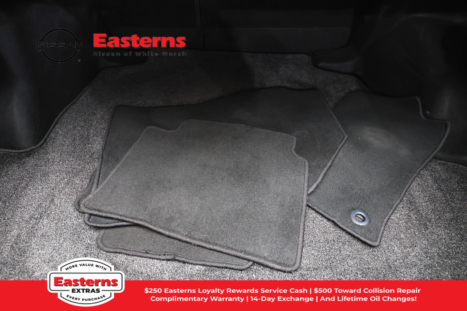 Used 2023 Toyota Corolla LE w/ Carpet Mat Package (TMS) FWD image 11