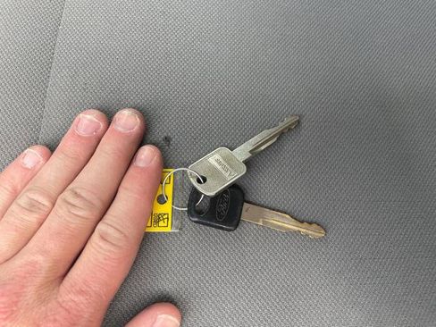 Used 2013 Ford E-250 and Econoline 250 image 40