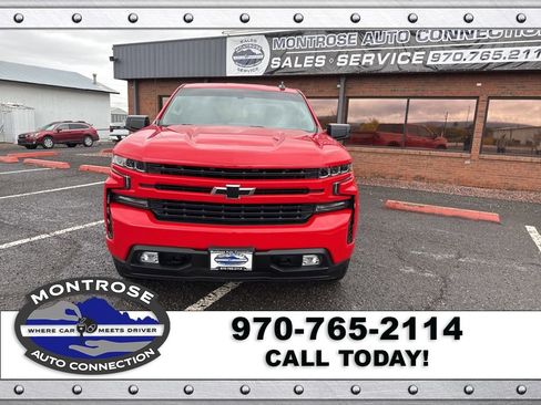 Used 2022 Chevrolet Silverado 1500 RST w/ Z71 Off-Road Package AWD/4WD image 2
