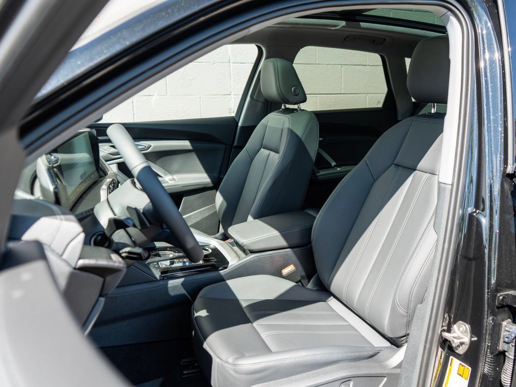 New 2026 Audi Q5 Premium Plus AWD/4WD image 8