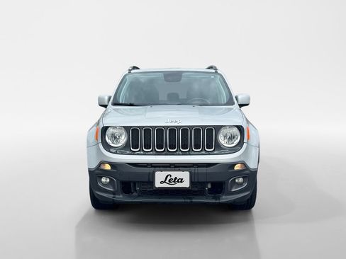 Used 2018 Jeep Renegade Latitude w/ Cold Weather Group AWD/4WD image 8