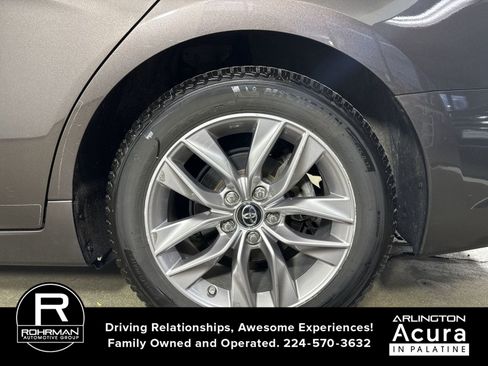 Used 2019 Toyota Avalon XLE image 5