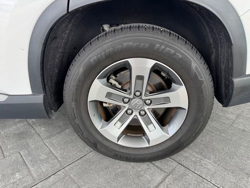 Used 2025 Honda Pilot EX-L image 4