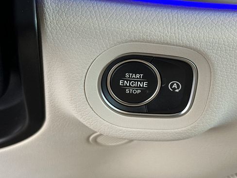 Certified 2026 Mercedes-Benz GLE 450 4MATIC image 24