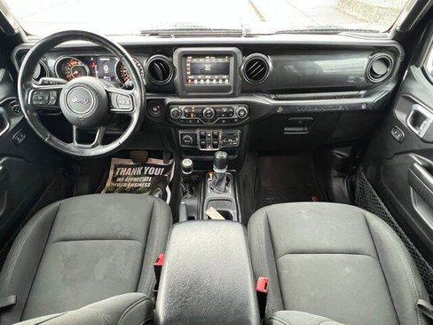 Used 2020 Jeep Wrangler Unlimited Sport image 2