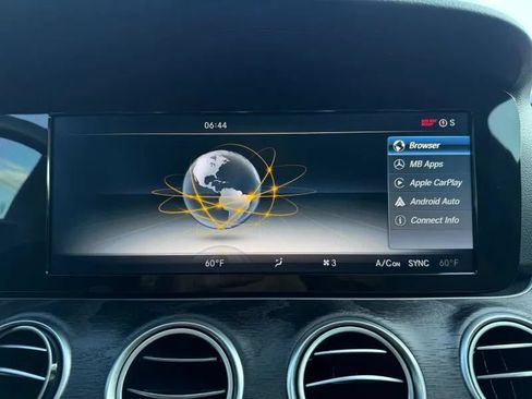 Used 2017 Mercedes-Benz E 300 image 37