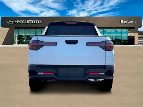 New 2026 Hyundai Santa Cruz SE FWD image 6