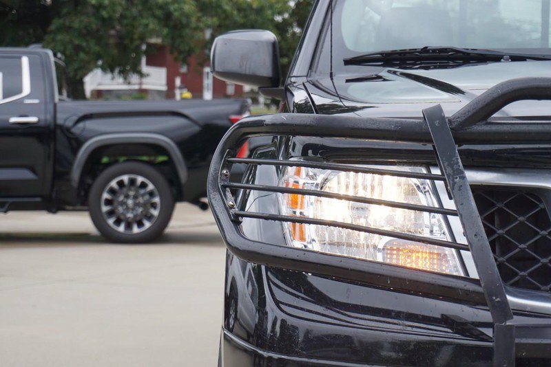 Used 2020 Nissan Frontier SV AWD/4WD image 9
