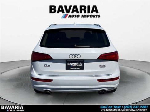 Used 2016 Audi Q5 2.0T Premium Plus w/ Technology Package AWD/4WD image 4