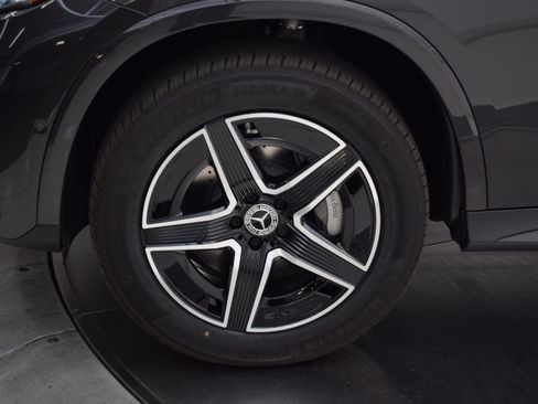 New 2026 Mercedes-Benz GLC 300 image 11