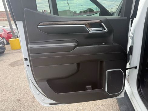 Used 2023 GMC Sierra 1500 Elevation AWD/4WD image 14