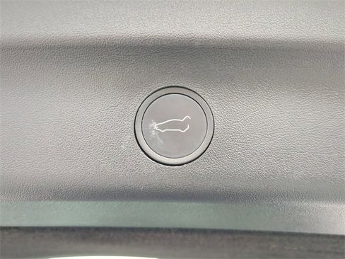 Used 2023 Tesla Model Y Long Range image 15