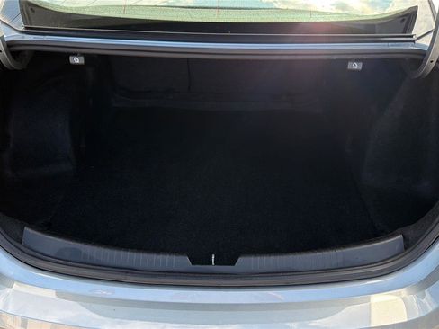 Used 2023 Chevrolet Malibu LT FWD image 12