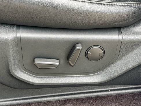 Used 2019 Ford F150 Lariat AWD/4WD image 51