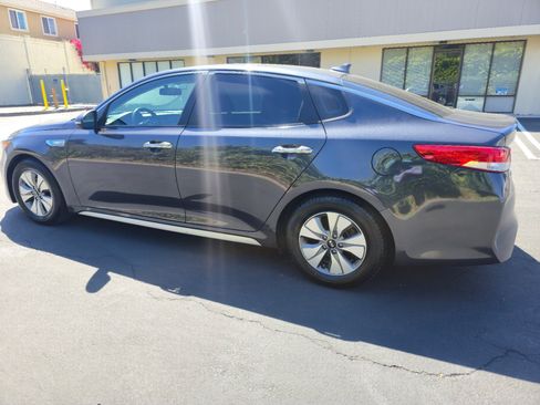 Used 2017 Kia Optima Premium w/ Hybrid Convenience Package FWD image 6