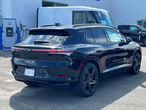 New 2025 Chevrolet Equinox EV RS image 4