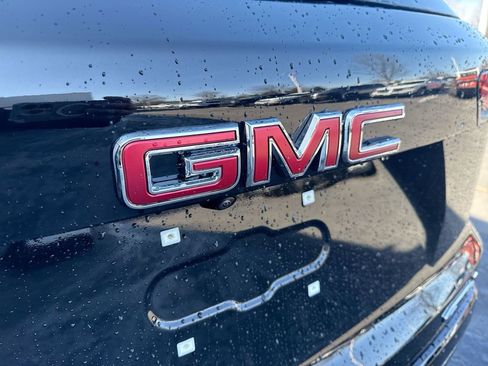 New 2026 GMC Terrain AT4 image 27