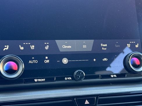 Certified 2025 Lexus TX 500h AWD w/ Technology Package image 25