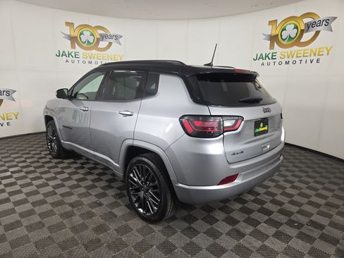 Used 2022 Jeep Compass High Altitude AWD/4WD image 6