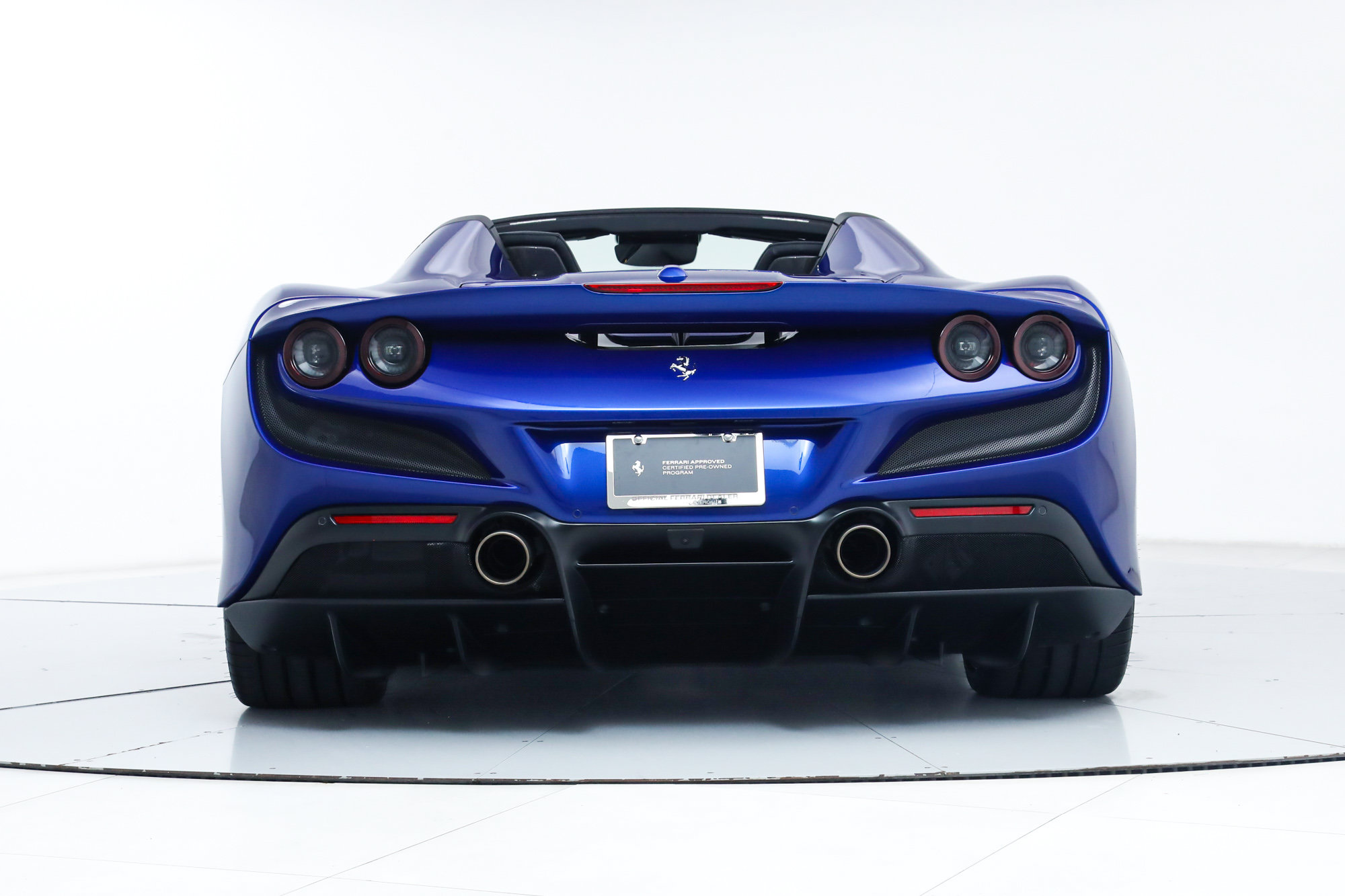 Certified 2022 Ferrari F8 Tributo RWD image 9