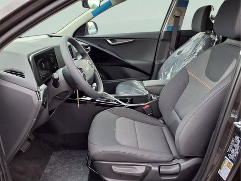 New 2026 Kia Niro LX FWD image 15