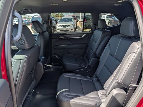 New 2026 GMC Acadia Elevation w/ Elevation Premium Package AWD/4WD image 7
