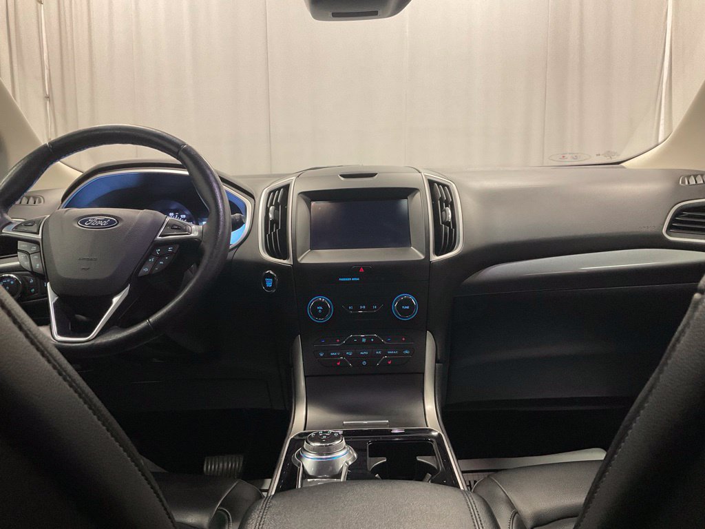 Used 2019 Ford Edge SEL w/ Equipment Group 201A FWD image 33