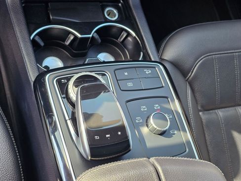 Used 2018 Mercedes-Benz GLE 350 4MATIC image 24