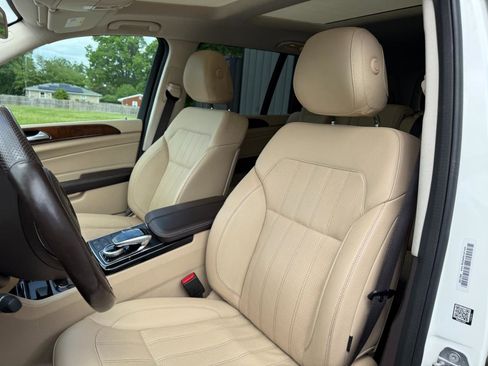 Used 2019 Mercedes-Benz GLS 450 4MATIC w/ Premium 1 Package image 13