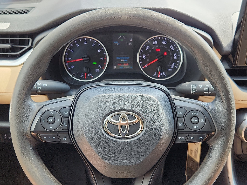Used 2019 Toyota RAV4 LE w/ All Weather Liner Package AWD/4WD image 20