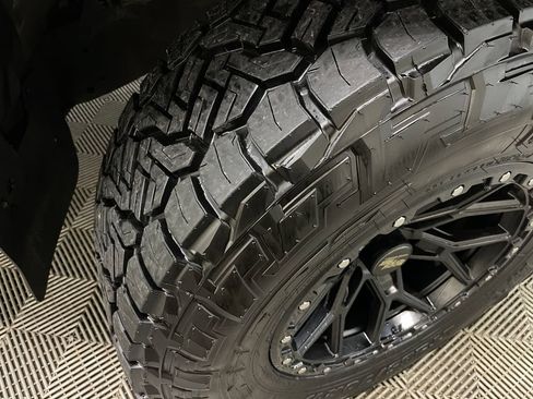Used 2022 Toyota 4Runner TRD Off-Road Premium w/ Moonroof Package AWD/4WD image 51