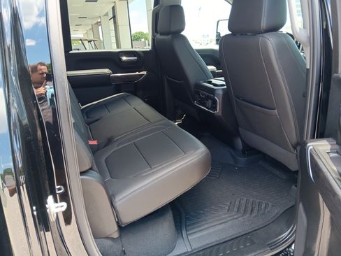 Used 2023 Chevrolet Silverado 2500 LTZ w/ LTZ Convenience Package AWD/4WD image 18