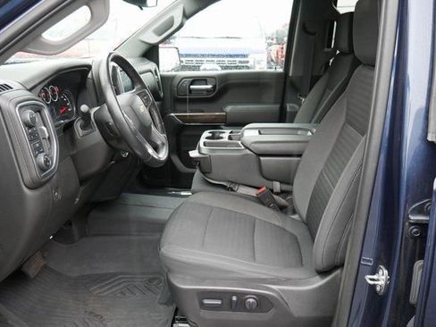 Used 2022 Chevrolet Silverado 1500 LT image 2