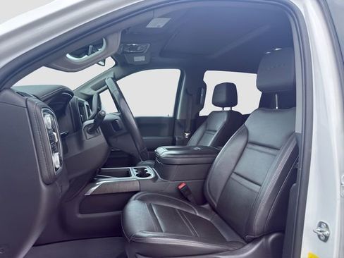 Used 2021 GMC Sierra 1500 Denali w/ Denali Premium Package AWD/4WD image 9